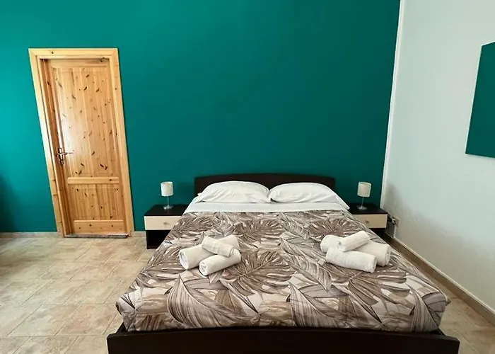 Casa Levante Апартаменти Чефалу