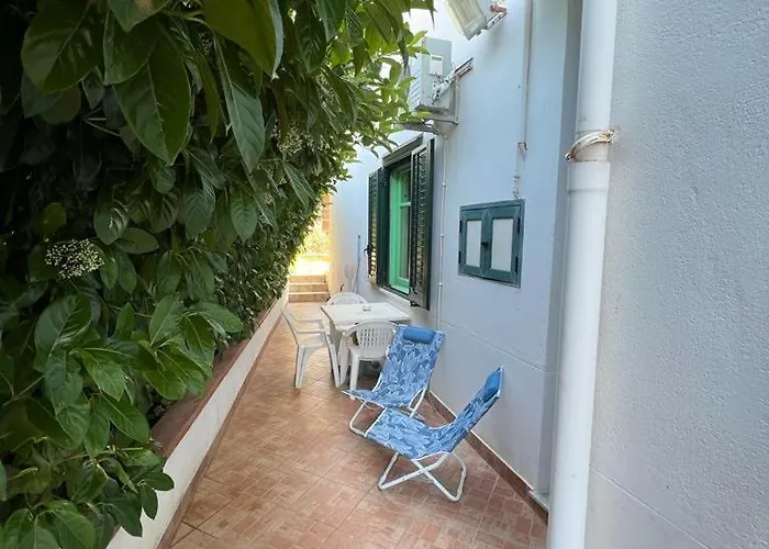 Casa Levante * チェファル